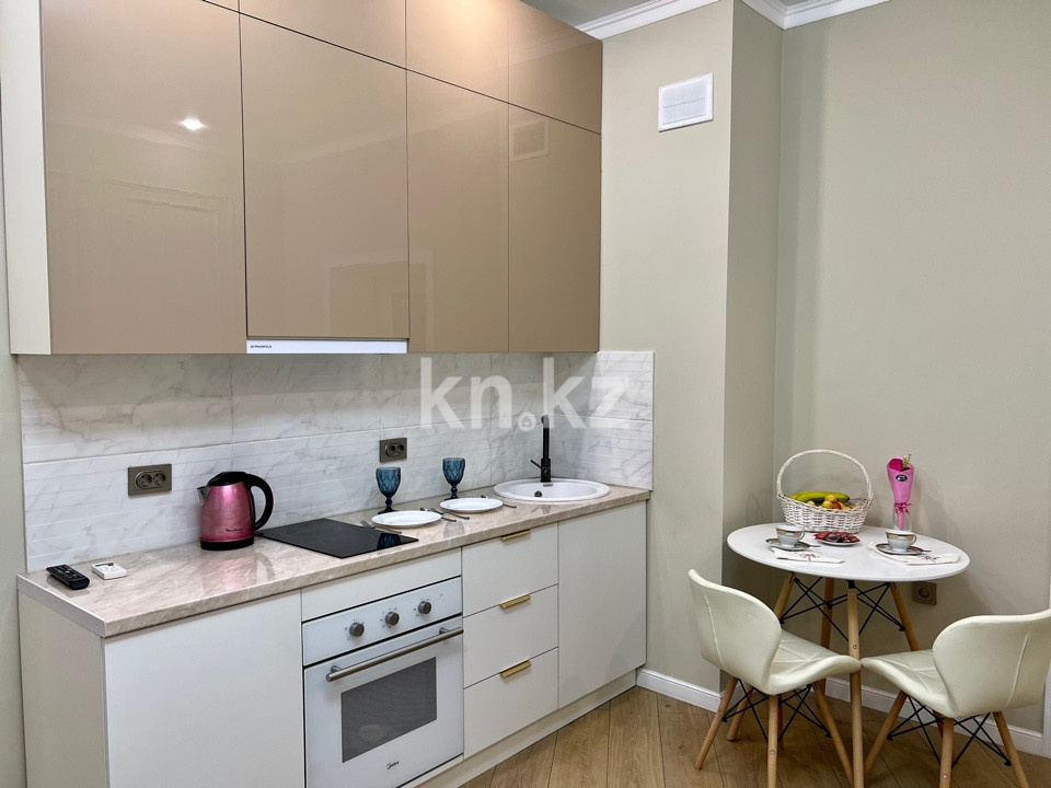 Аренда 1-комнатной квартиры посуточно, 36 м², ул. Айтиева, дом  154/1 - Аренда  однокомнатных квартир посуточно в Алматы фото 6 из 11