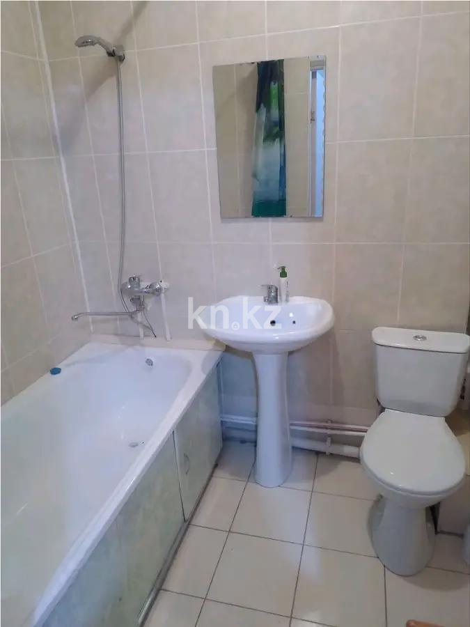 Продажа 3-комнатной квартиры, 57 м², пр. Кудайбердыулы, дом  17 блок 4/10 в Астане - фото 3