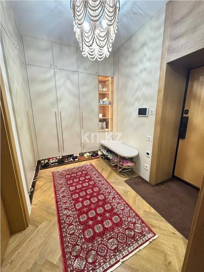 Продажа 4-комнатной квартиры, 145 м², ул. Курмангазы, дом  145 - Продажа квартир в Алматы без посредников с фото фото 3 из 3