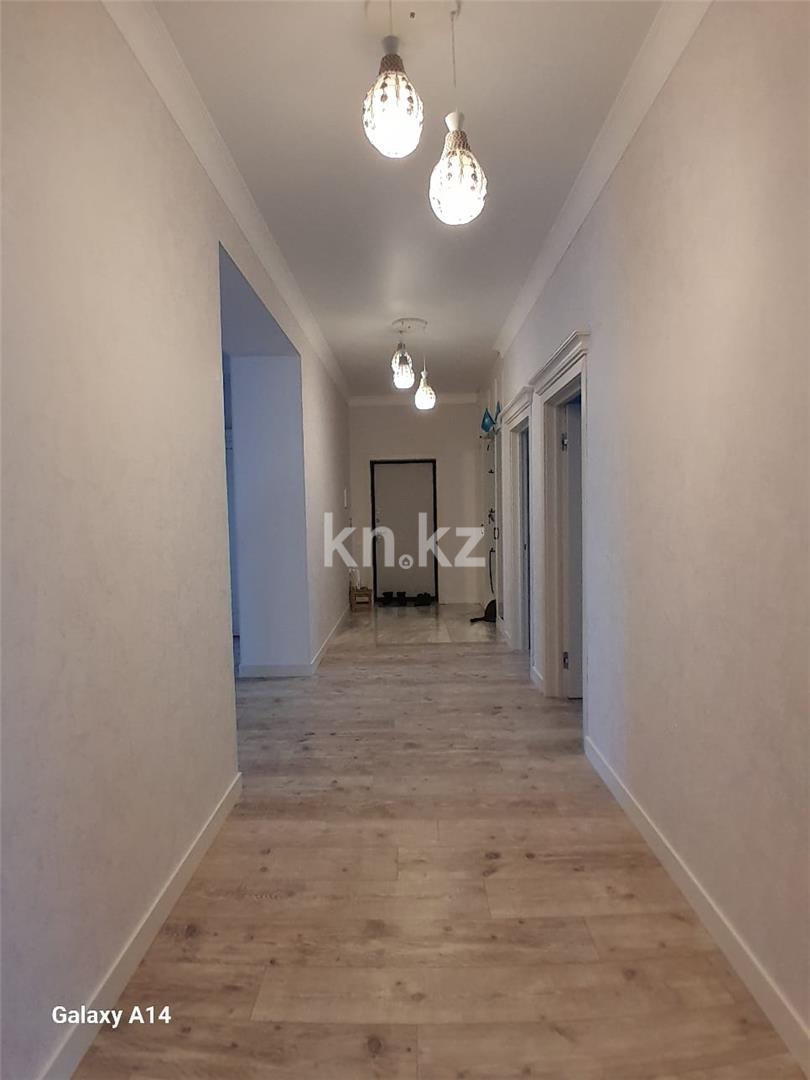 Продажа 4-комнатной квартиры, 126 м², ул. Сатпаева в Астане - фото 14