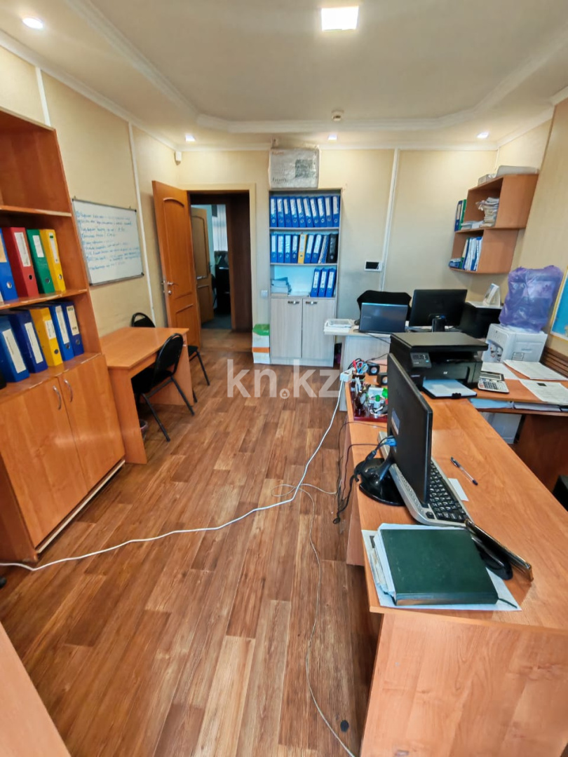 Продажа , 120 м², ул. Пассажирская, дом  16 - Продажа офисных и торговых помещений в Караганде фото 3 из 18