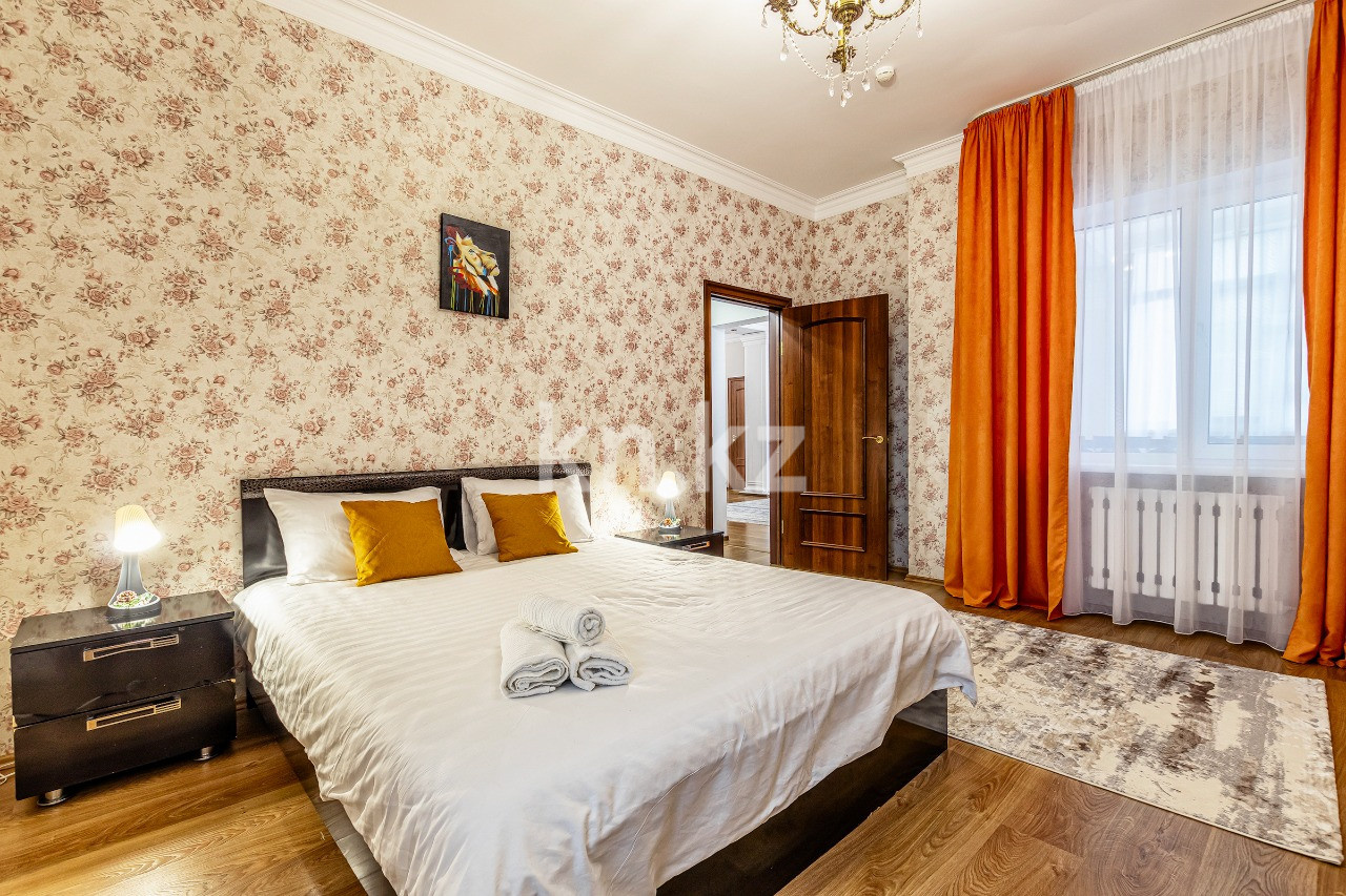 Аренда 3-комнатной квартиры посуточно, 130 м², ул. Кунаева, дом  35/1 - Аренда квартир посуточно в Астане с фото фото 33 из 37