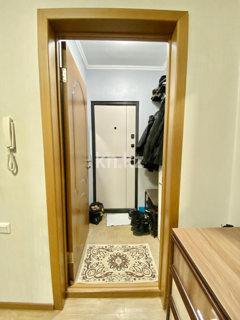 Продажа 3-комнатной квартиры, 65 м², мкр. Голубые Пруды, дом  15 - Продажа квартир в Караганде фото 18 из 19