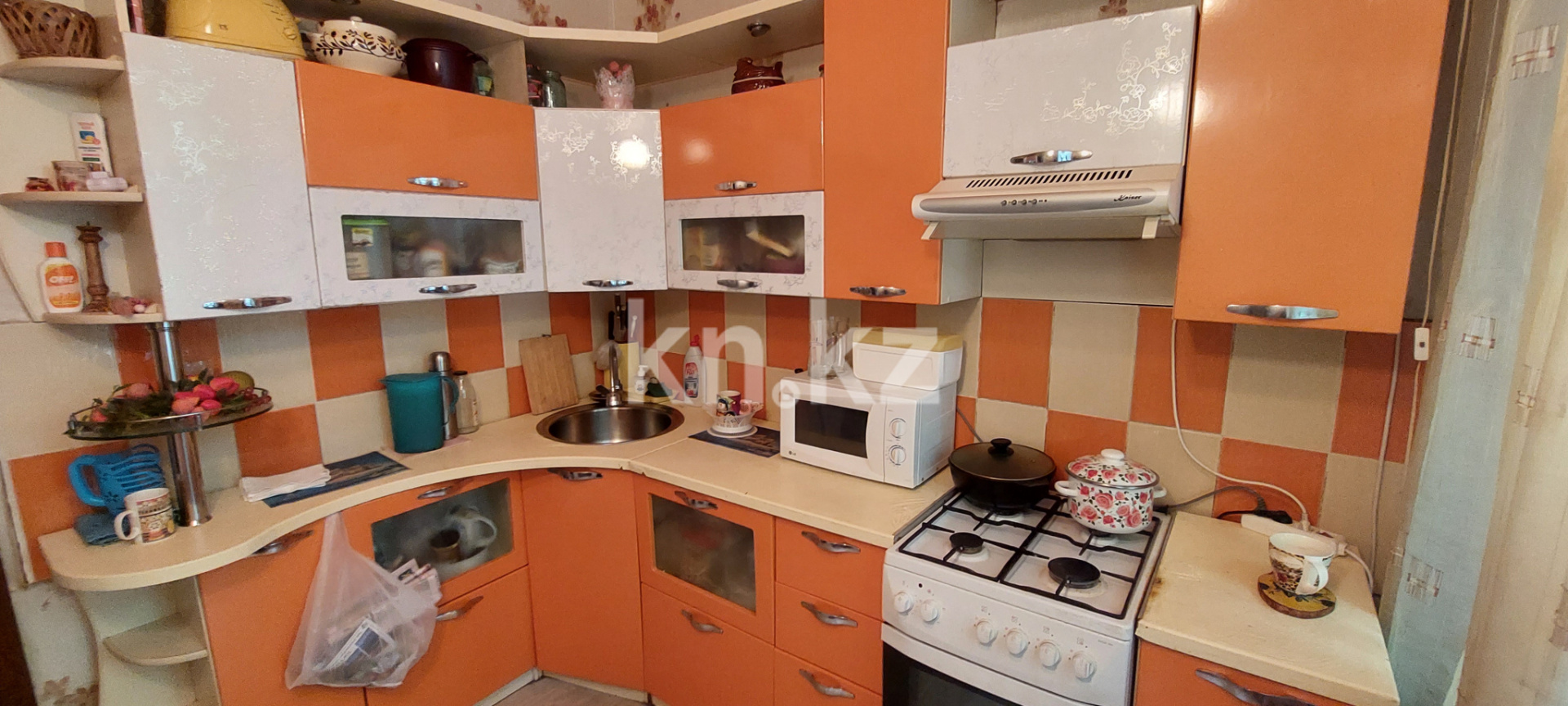 Продажа 3-комнатной квартиры, 76 м², ул. Мустафина, дом  12 в Караганде - фото 8