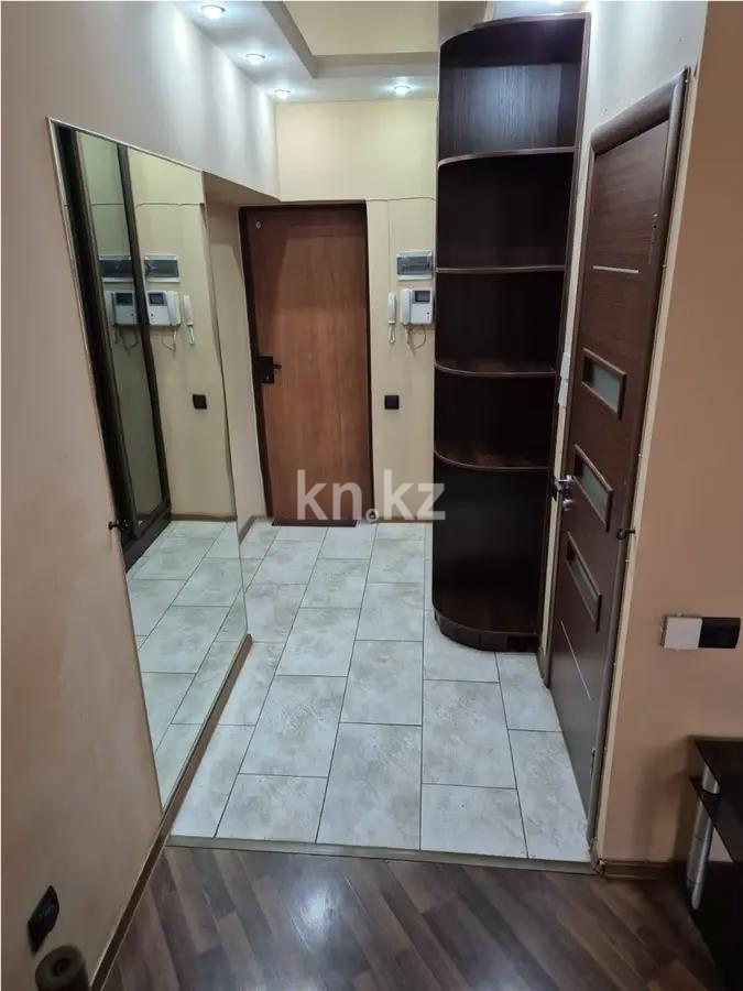 Продажа 2-комнатной квартиры, 55 м², мкр-н Самал-1, дом  19 в Алматы - фото 4