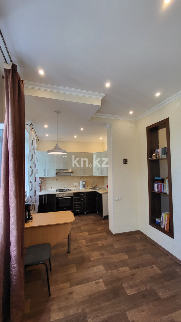 Продажа 1-комнатной квартиры, 41.3 м², ул. Абая, дом  7 - Продажа  однокомнатных квартир в Караганде фото 30 из 40