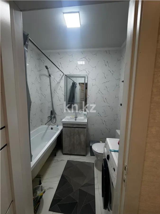 Продажа 1-комнатной квартиры, 39 м², ул. Нажимеденова, дом  27 в Астане - фото 3