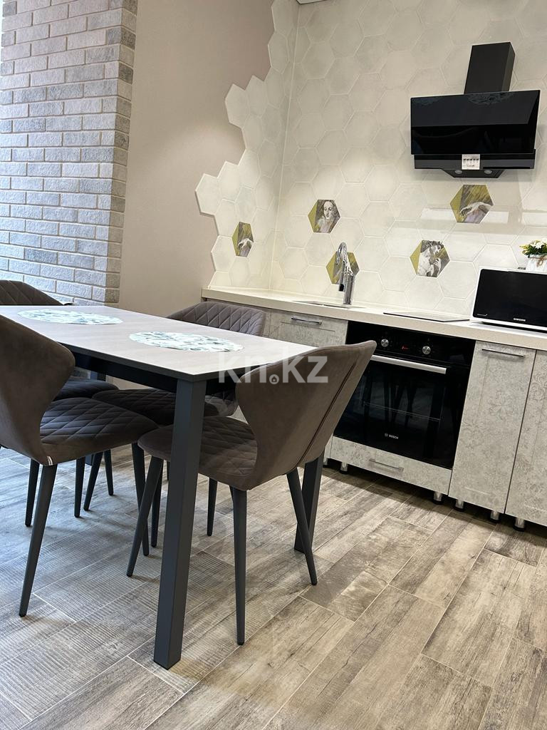 Аренда 1-комнатной квартиры посуточно, 44 м², Исы Байзакова, дом  133 - Аренда жилой и коммерческой недвижимости в Павлодаре фото 9 из 10