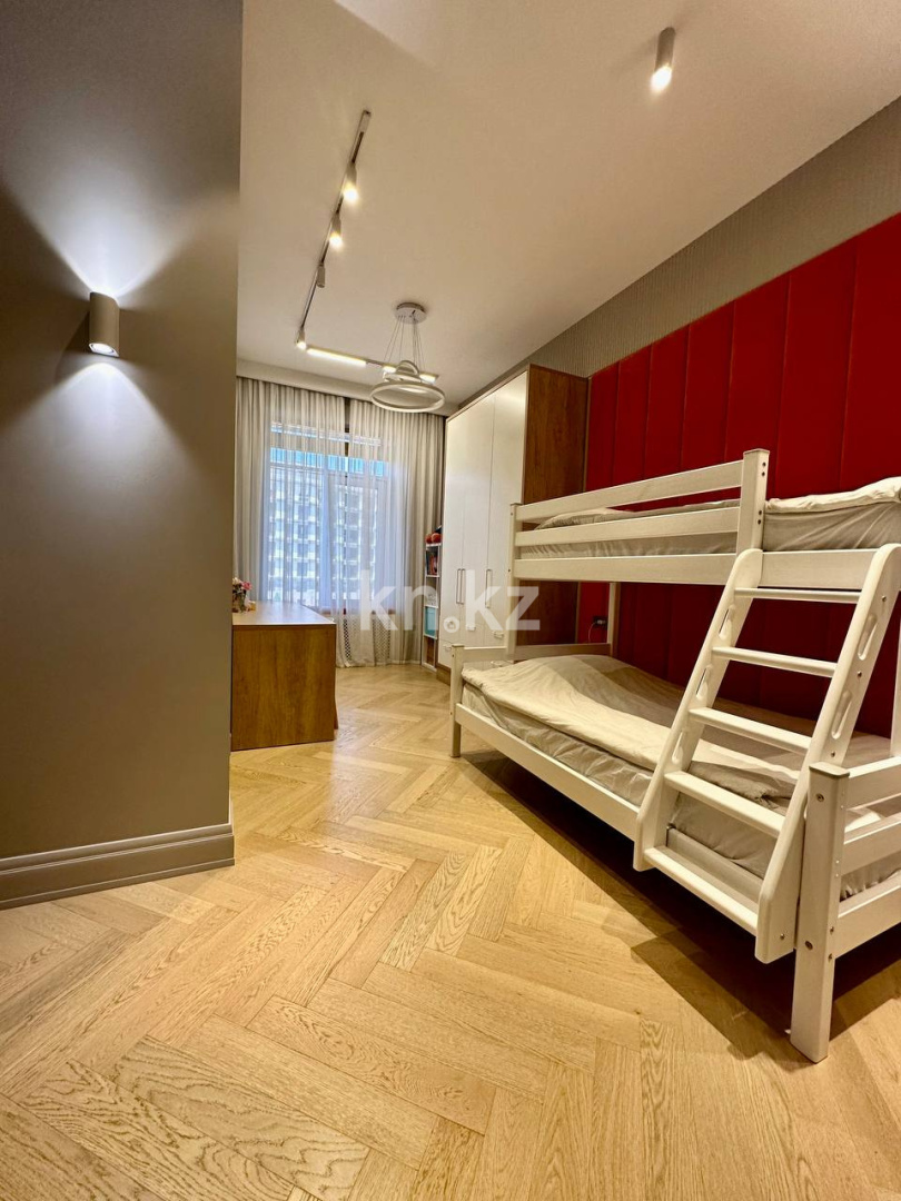 Продажа 4-комнатной квартиры, 151 м², ул. Арайлы в Алматы - фото 8