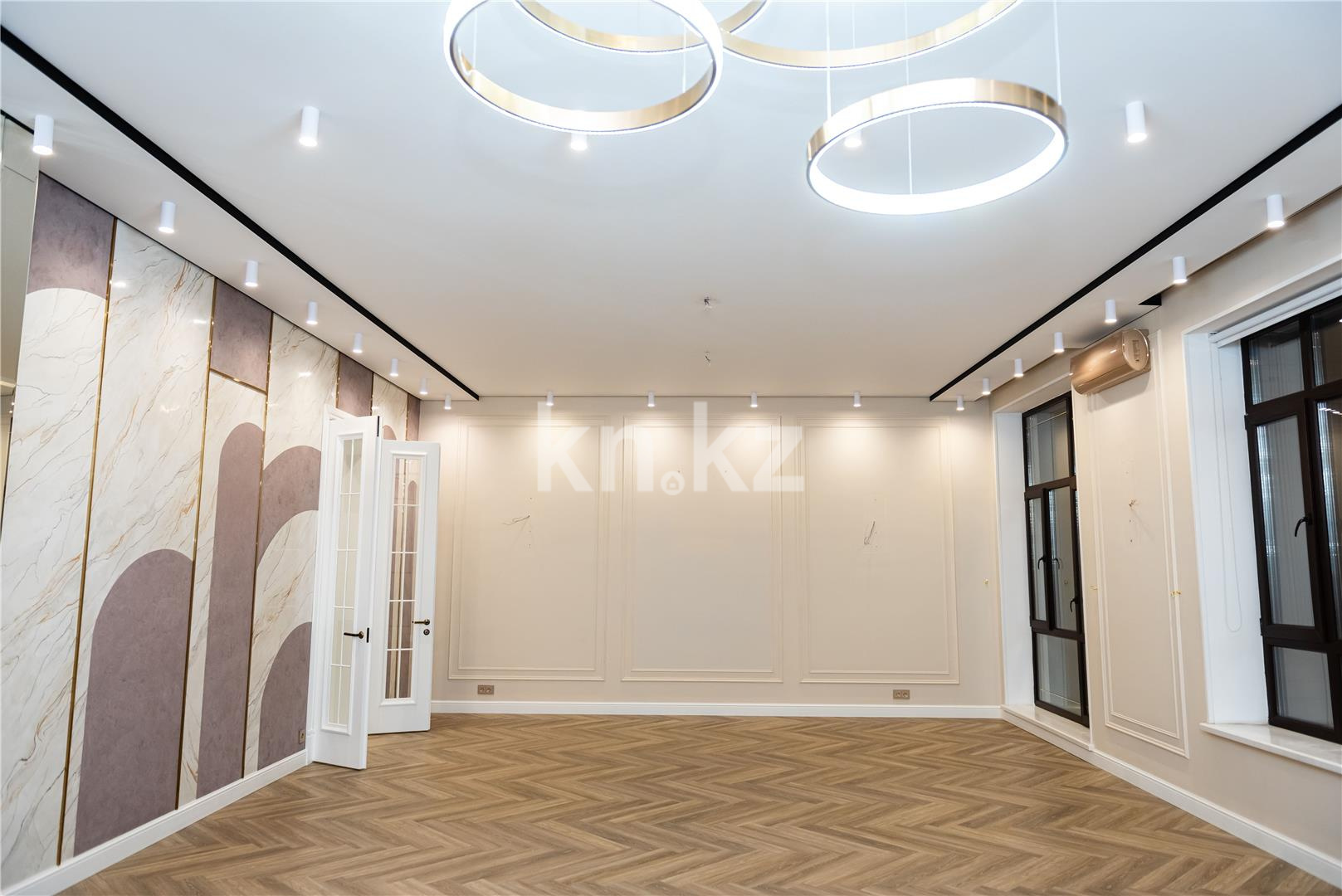 Продажа 6-комнатной квартиры, 345 м², ул. Муканова, дом  53 - Продажа  пятикомнатных квартир в Караганде фото 3 из 58