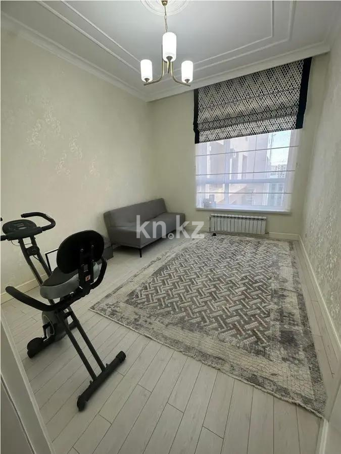 Продажа 4-комнатной квартиры, 130 м², ул. Бокейхана, дом  38 в Астане - фото 2