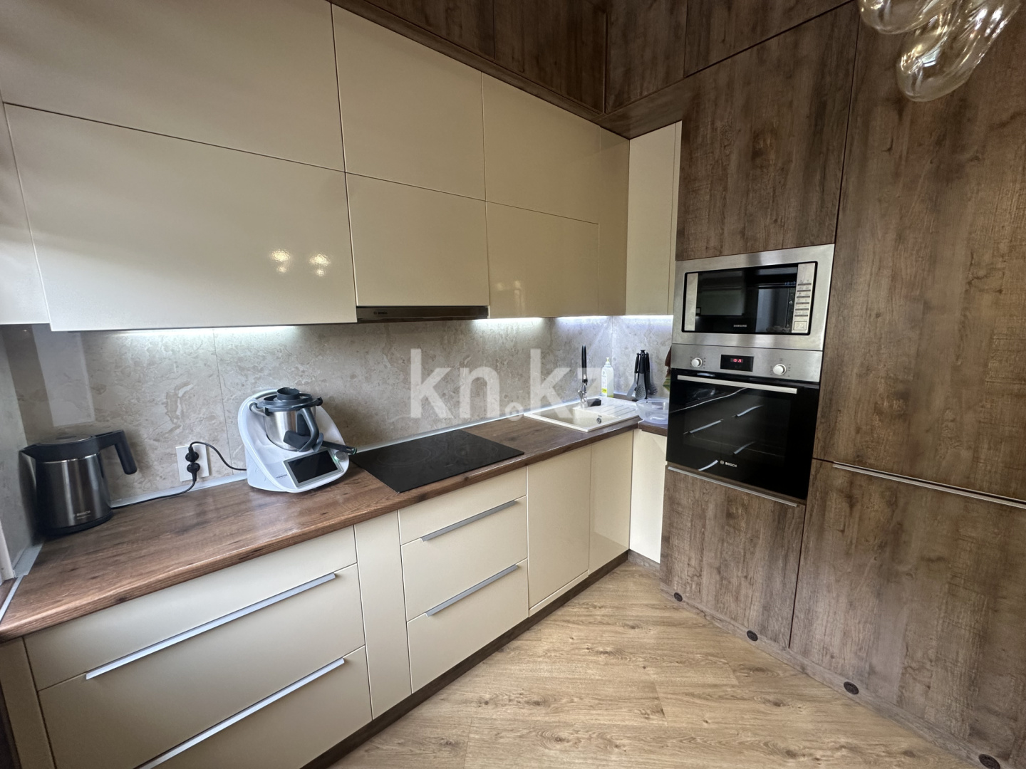 Продажа 2-комнатной квартиры, 44 м² - Продажа двухкомнатных квартир в Караганде - страница 2 фото 11 из 19
