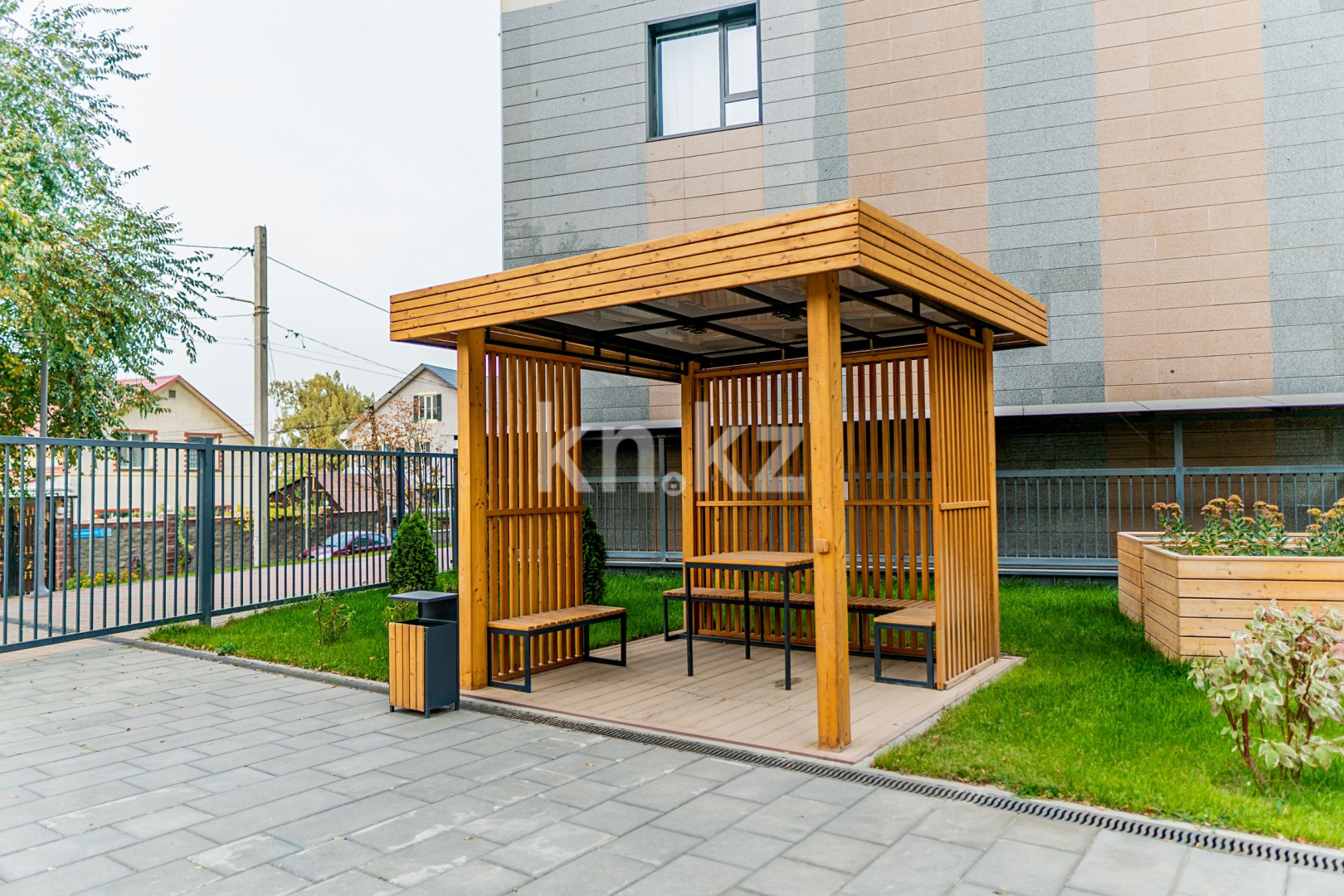 Продажа 2-комнатной квартиры, 74.1 м², ул. Тургута Озала, дом  194 в Алматы - фото 26