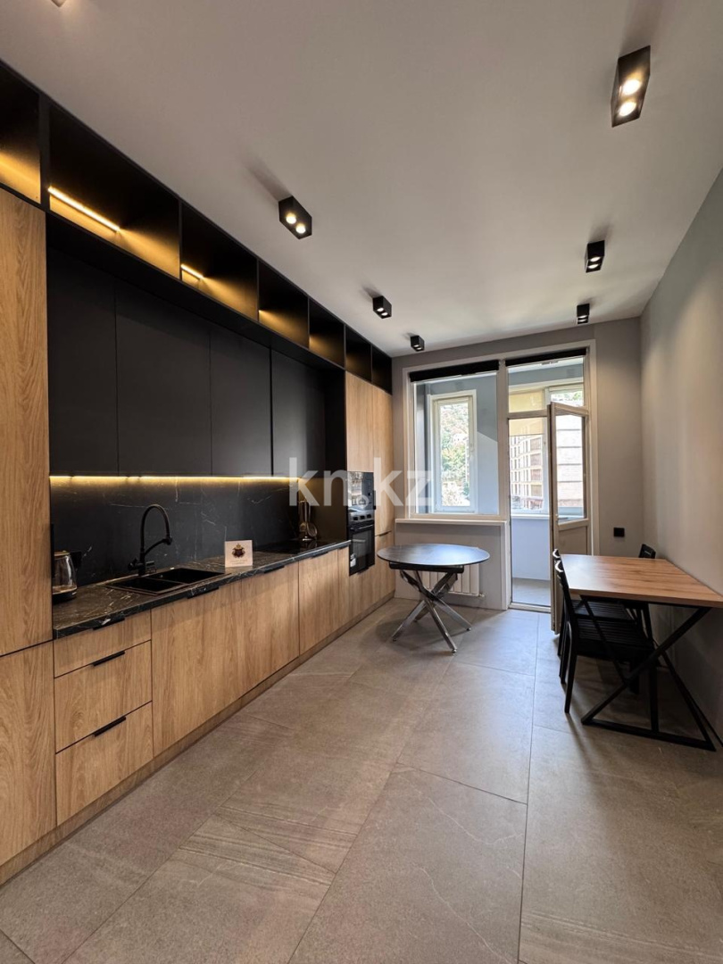 Аренда 3-комнатной квартиры, 113 м² - Аренда квартир помесячно в Алматы фото 2 из 24