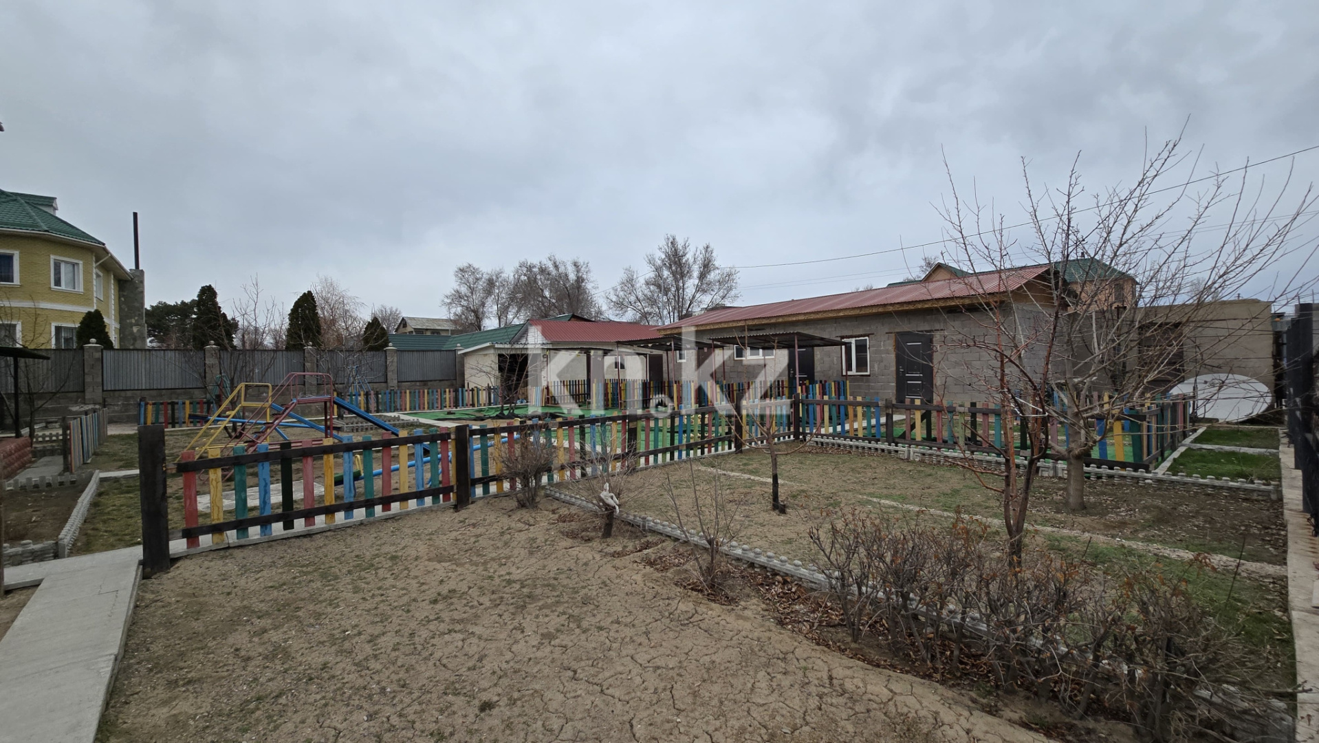 Продажа 6-комнатного дома, 450 м², Набережная, дом  11 - Продажа и аренда недвижимости в Алматинской области фото 10 из 38