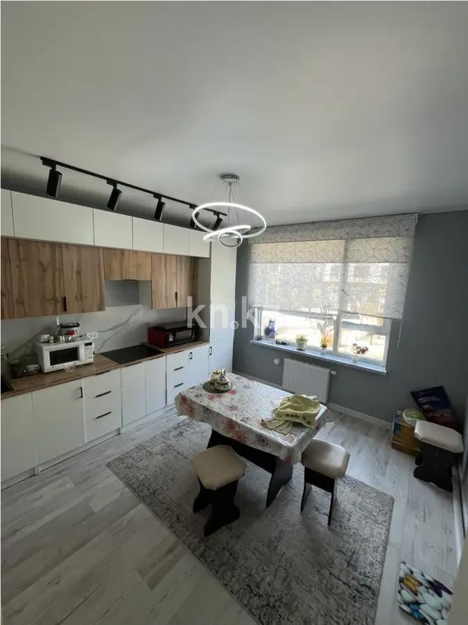 Продажа 2-комнатной квартиры, 62.2 м² в Алматы - фото 3