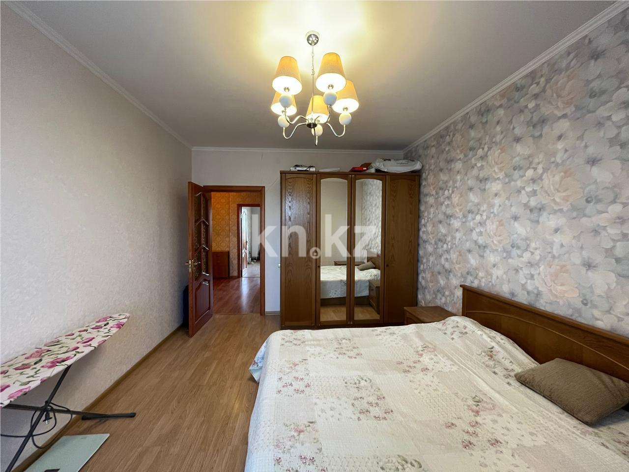 Продажа 3-комнатной квартиры, 92 м², пр. Шахтеров, дом  31а - Продажа  трехкомнатных квартир в Караганде фото 10 из 16