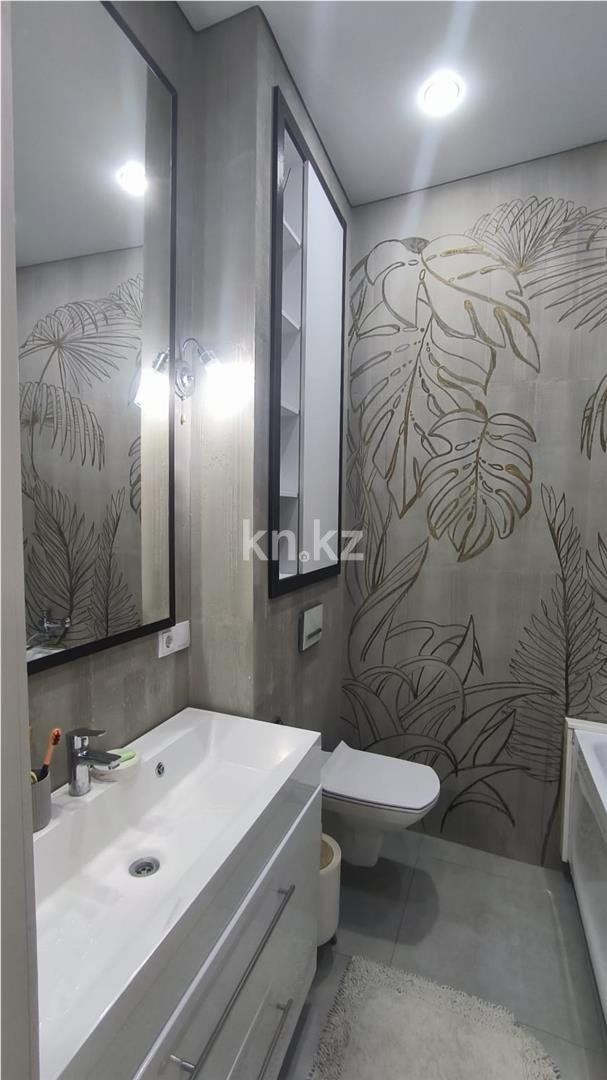 Продажа 2-комнатной квартиры, 55 м², пр. Шахтеров - Продажа  двухкомнатных квартир в Караганде фото 10 из 14