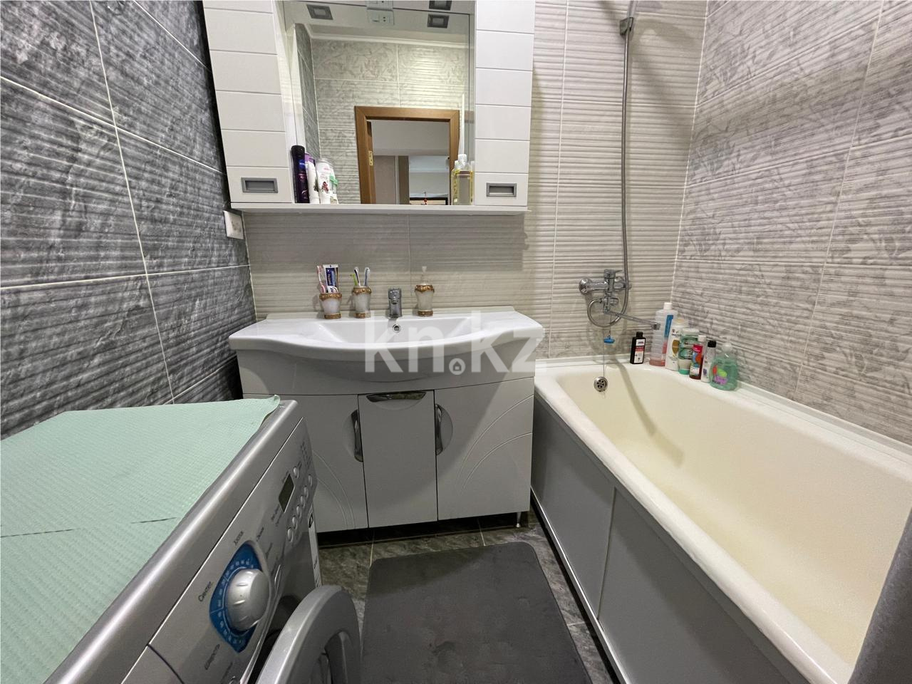 Продажа 3-комнатной квартиры, 64 м², мкр-н Степной-3 - Продажа  трехкомнатных квартир в Караганде фото 13 из 20