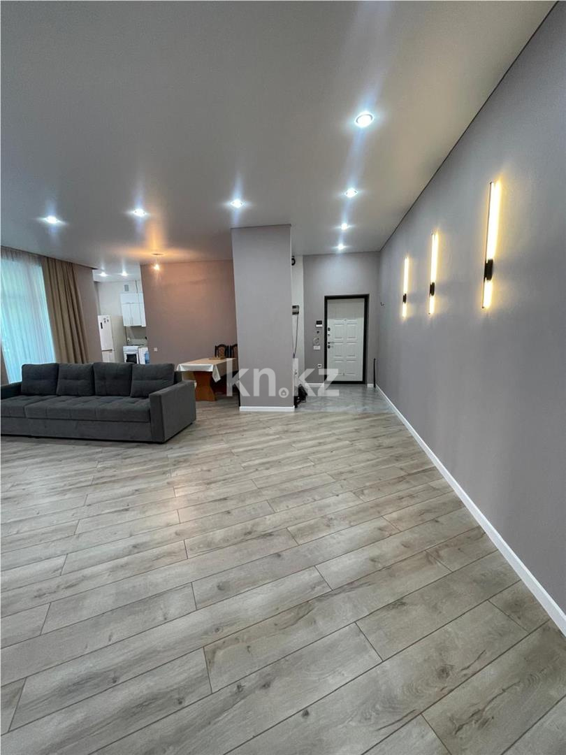 Продажа 4-комнатной квартиры, 115 м², ул. Букетова - Продажа  четырехкомнатных квартир в Караганде фото 2 из 21