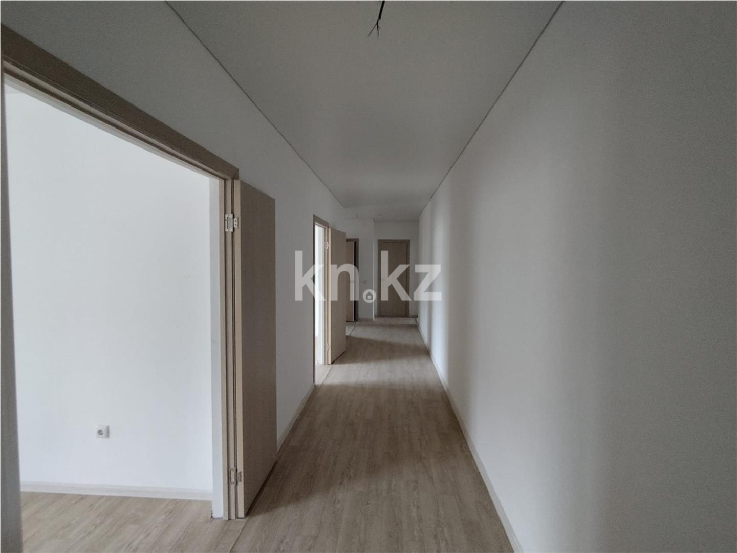 Продажа 3-комнатной квартиры, 101 м², пр. Республики, дом  1/4 - Продажа  трехкомнатных квартир в Караганде фото 9 из 13