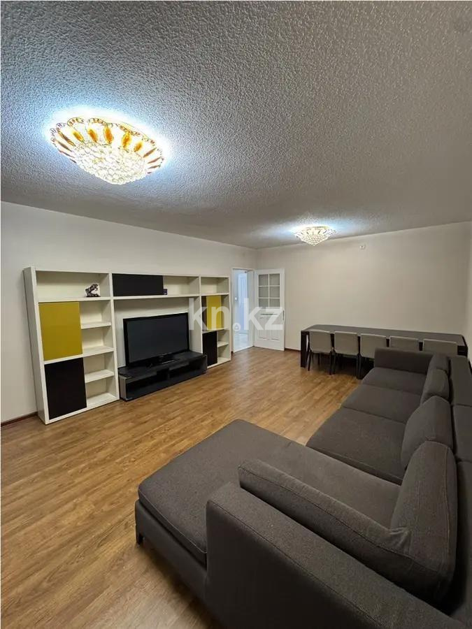Продажа 3-комнатной квартиры, 90 м², мкр-н. Самал, дом  3 - Продажа  трехкомнатных квартир в Астане фото 1 из 6