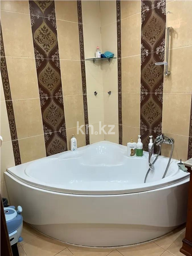 Продажа 4-комнатной квартиры, 156 м², пр. Кабанбай батыра, дом  11 - Продажа  четырехкомнатных квартир в новостройках Астаны без посредников фото 4 из 6