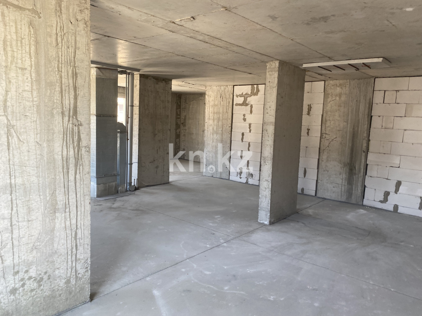 Продажа 3-комнатной квартиры, 80 м², ул. Утепова, дом  30 - Жандосова Розыбакиева - Продажа  трехкомнатных квартир в новостройках Алматы фото 7 из 11