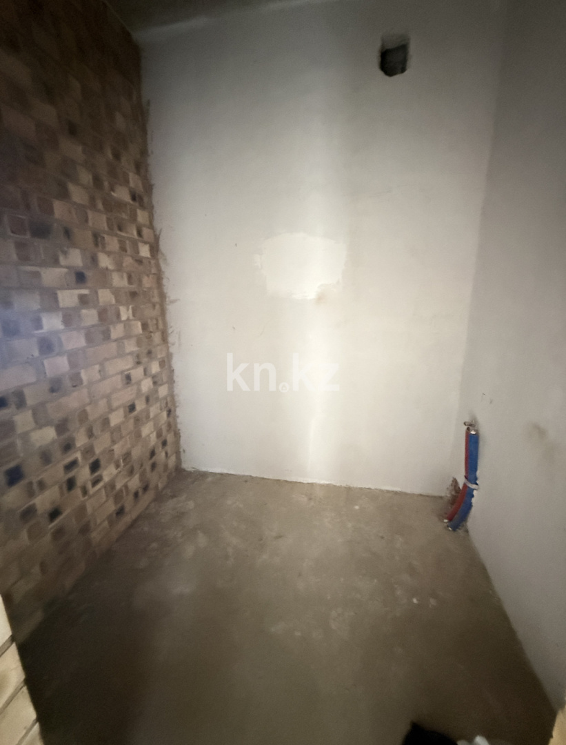 Продажа 4-комнатной квартиры, 110 м² - Продажа четырехкомнатных квартир в Казахстане - страница 3 фото 16 из 36