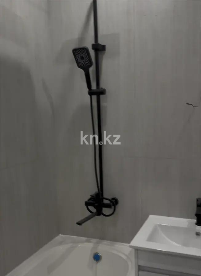 Продажа 1-комнатной квартиры, 35 м², ул. Толе би, дом  285/8 в Алматы