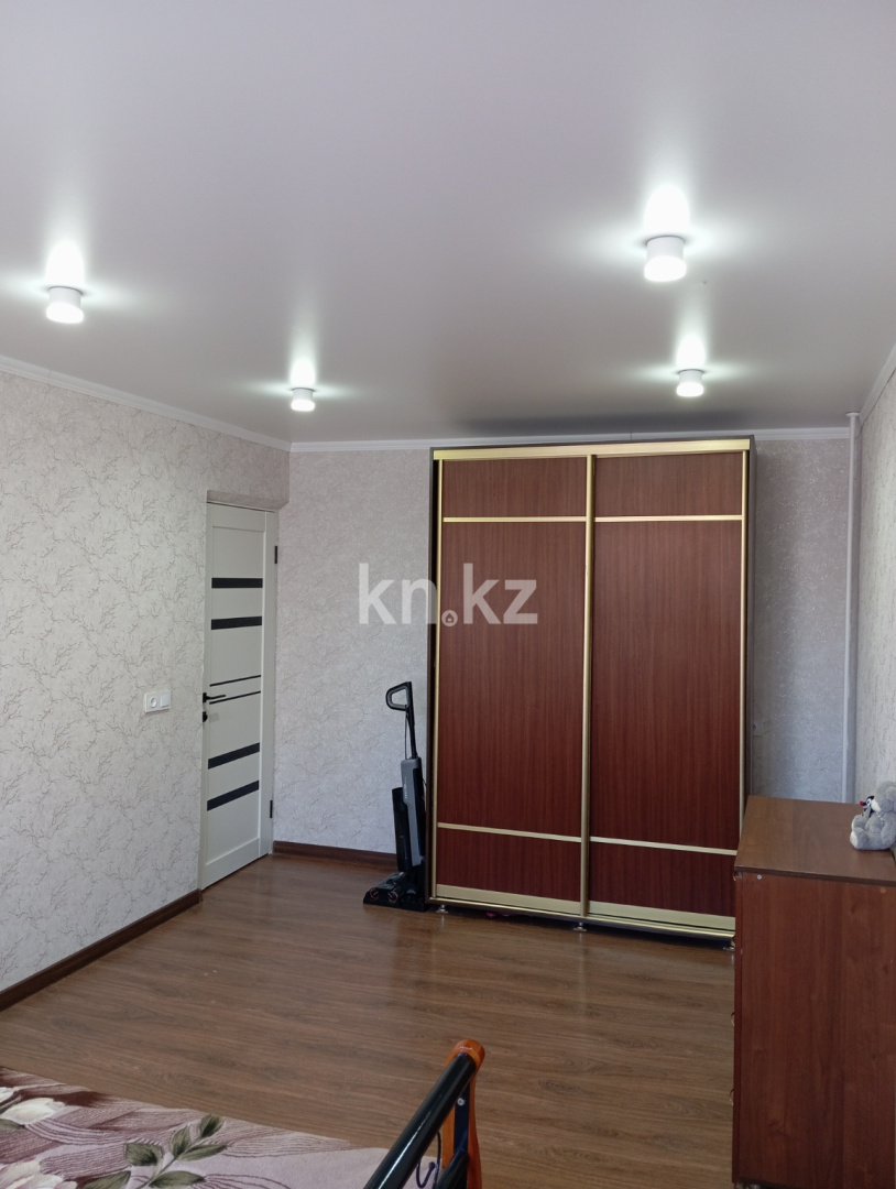 Продажа 3-комнатной квартиры, 61.5 м² - Продажа трехкомнатных квартир от собственников в Караганде - страница 3 фото 10 из 13