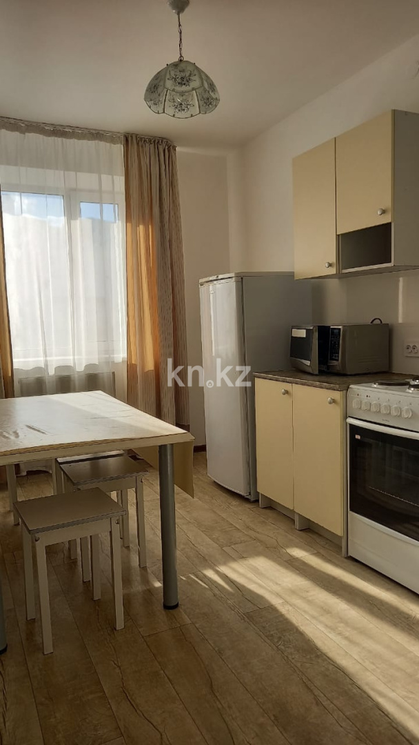 Аренда 2-комнатной квартиры, 60 м², ул. Болекпаева, дом  9 - пр. Жумабаева - Аренда жилой и коммерческой недвижимости в Астане фото 1 из 11