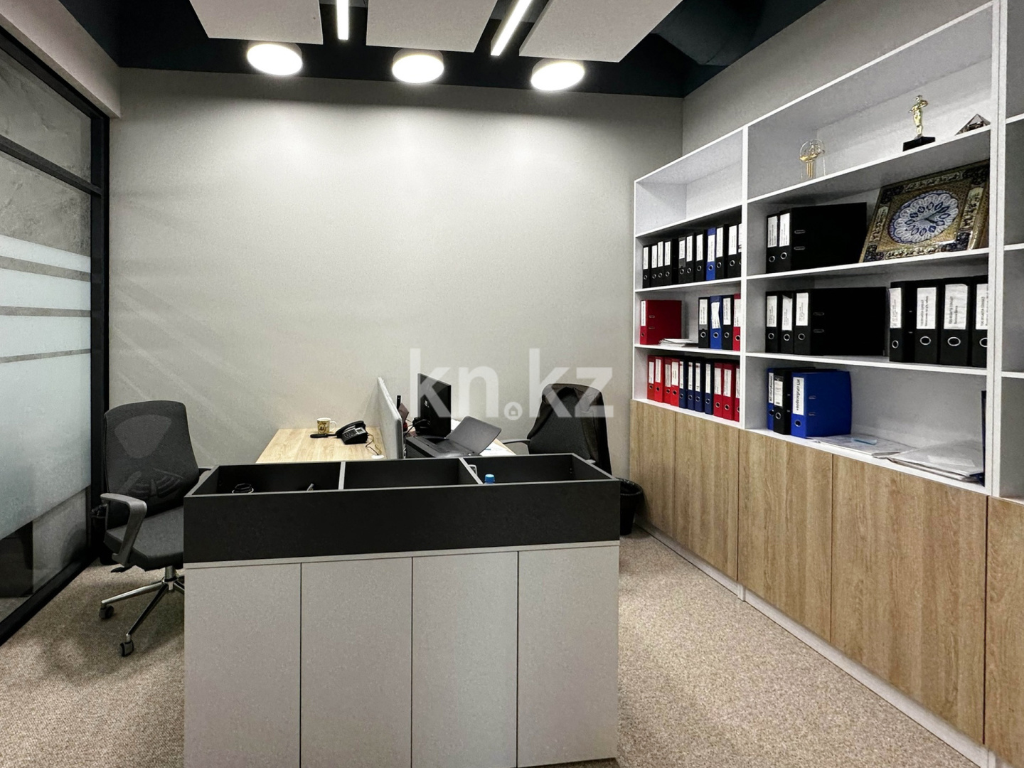 Аренда , мкр-н Коктем-1, дом  15а - Аренда офисных и торговых помещений в Алматы фото 6 из 9