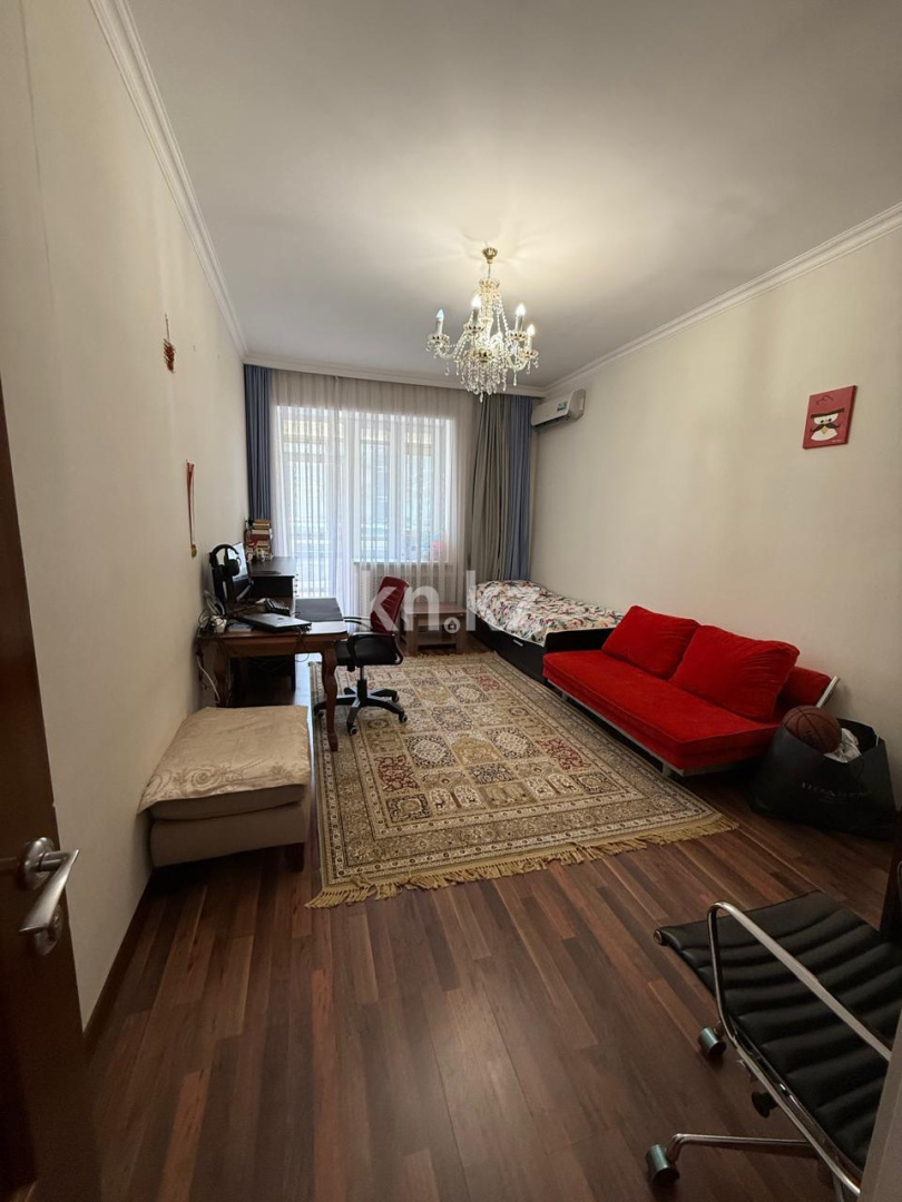 Продажа 3-комнатной квартиры, 130 м², ул. Достык, дом  1 - Казакрадиосы в Астане - фото 9