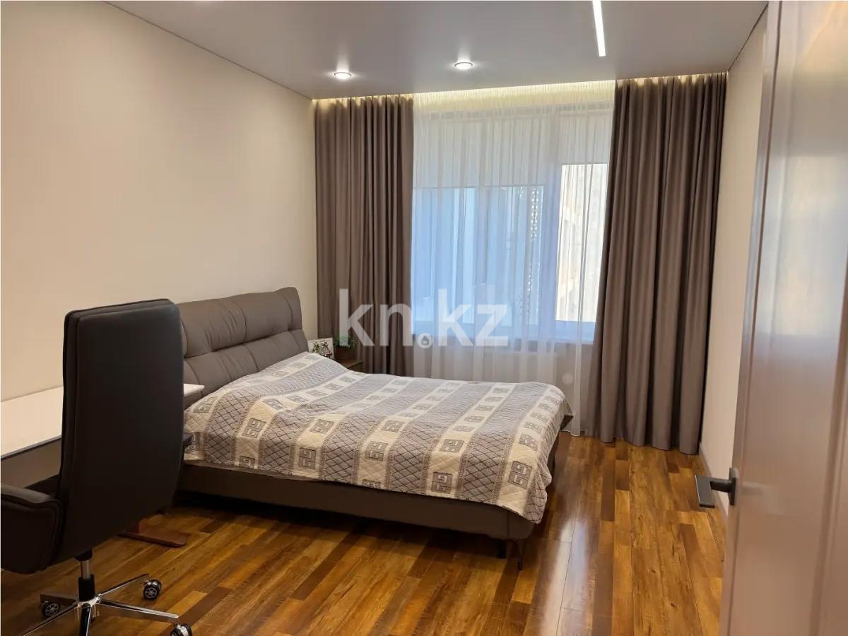 Продажа 4-комнатной квартиры, 130 м², ул. Рыскулова, дом  18 - Продажа  четырехкомнатных квартир в Астане без посредников с фото фото 1 из 6