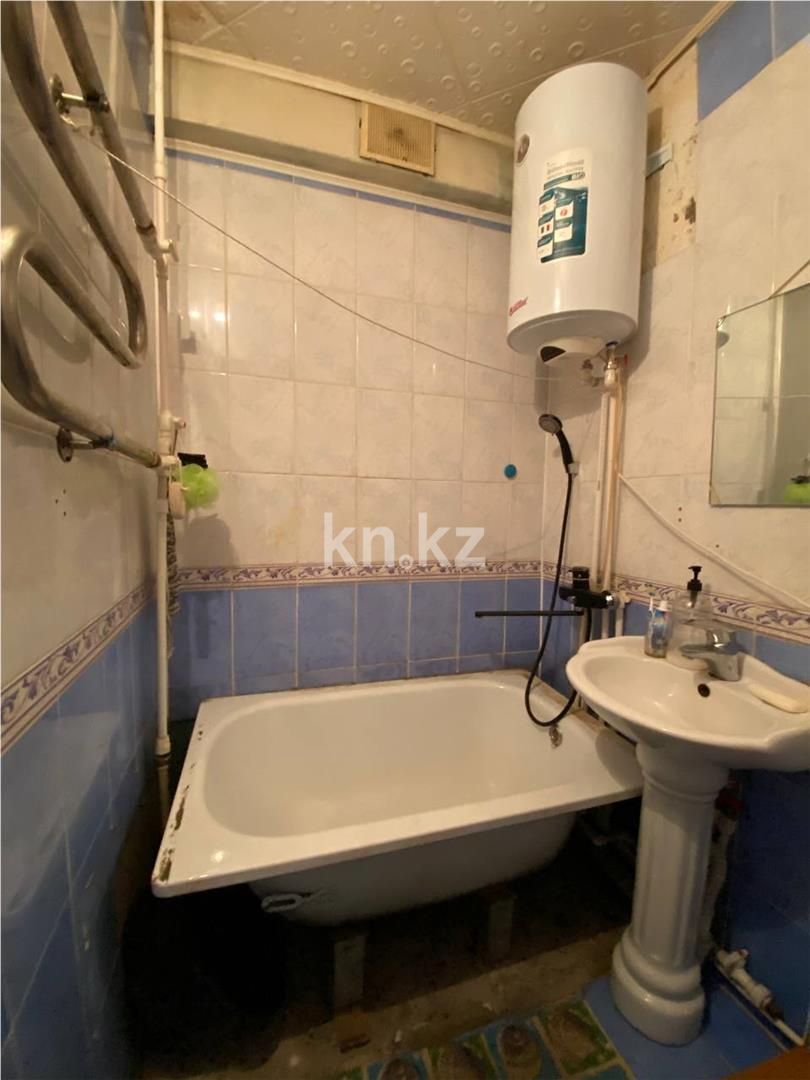 Продажа 2-комнатной квартиры, 47 м², мкр-н 23, дом  23 в Караганде - фото 8