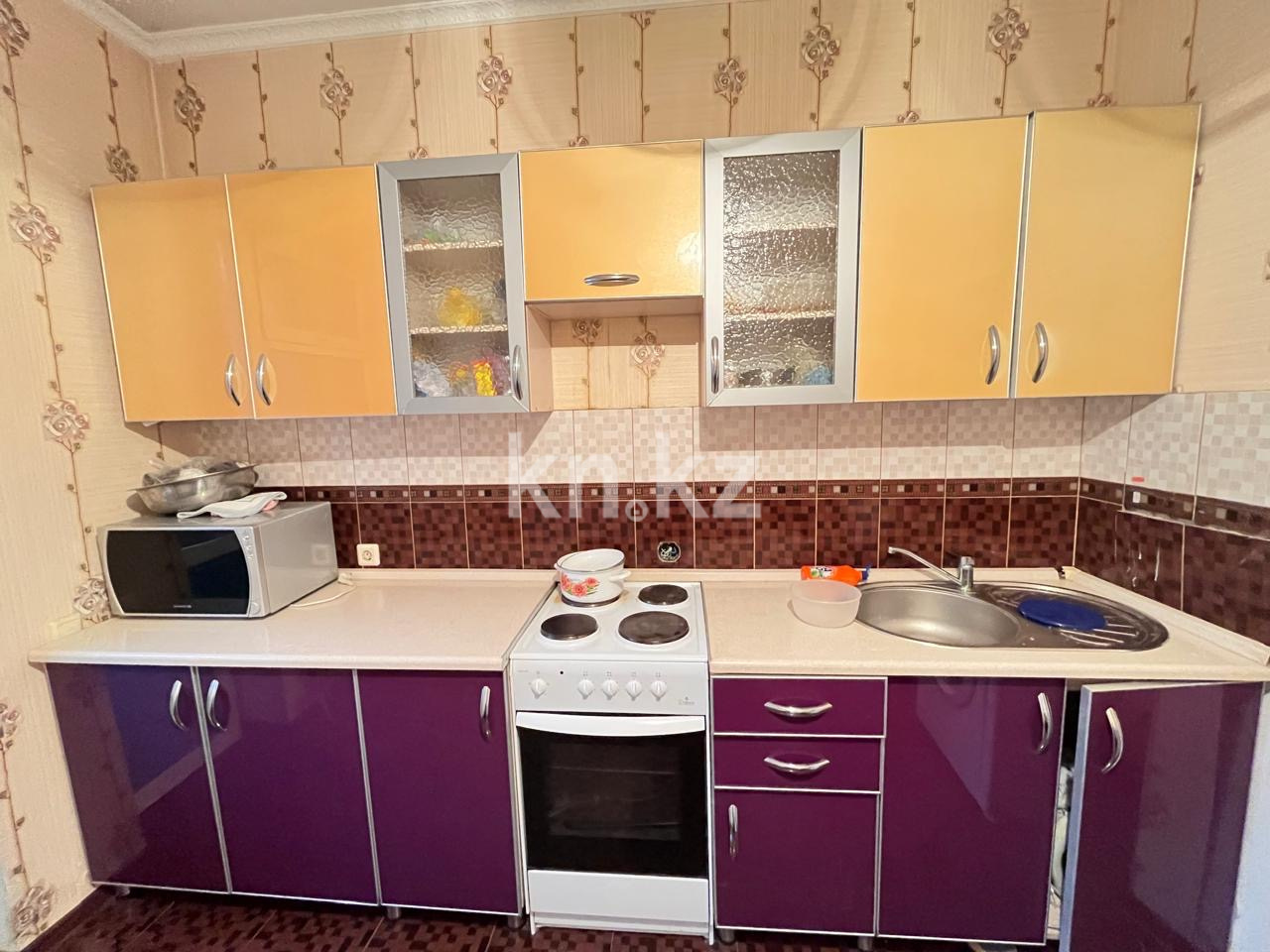 Аренда 1-комнатной квартиры, 40 м², ул. Туркестан, дом  4А - Аренда жилой и коммерческой недвижимости в Астане фото 1 из 11