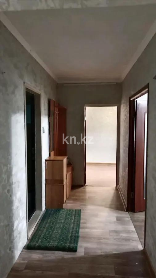 Продажа 2-комнатной квартиры, 54 м², мкр-н Голубые Пруды, дом  10 в Караганде - фото 3