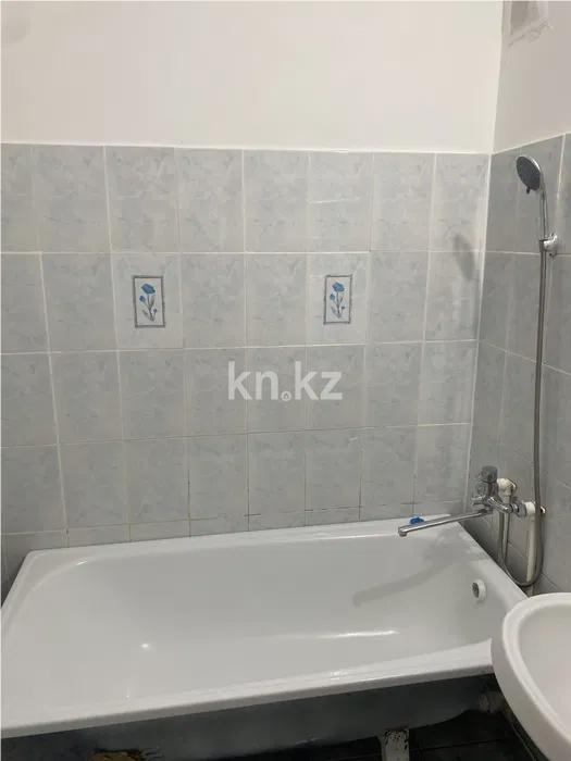 Продажа 2-комнатной квартиры, 56 м², мкр-н Голубые Пруды, дом  12 в Караганде - фото 4 Продажа 2-комнатной квартиры, 56 м², мкр-н Голубые Пруды, дом  12 в Караганде - фото 4