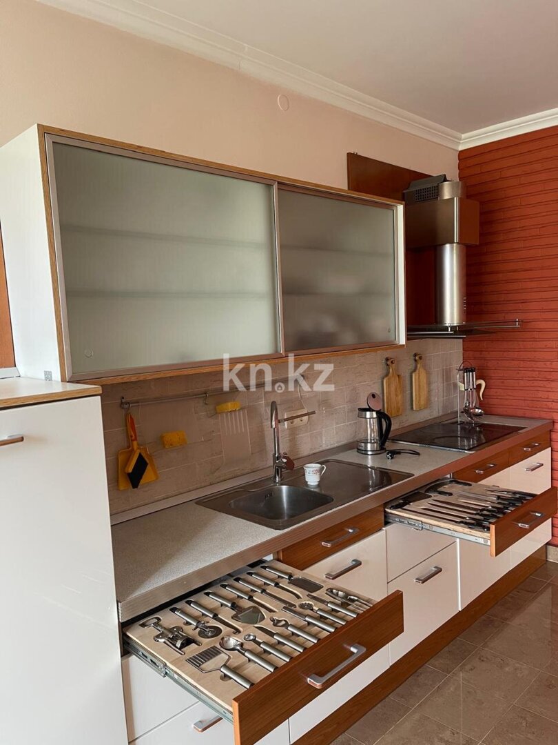 Аренда 2-комнатной квартиры, 137 м² в Алматы - фото 8