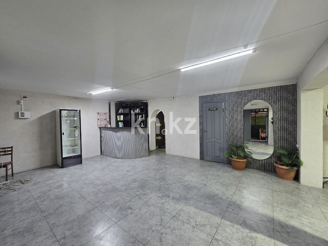 Продажа помещения, 137 м² - Продажа офисных и торговых помещений в Темиртау фото 2 из 6