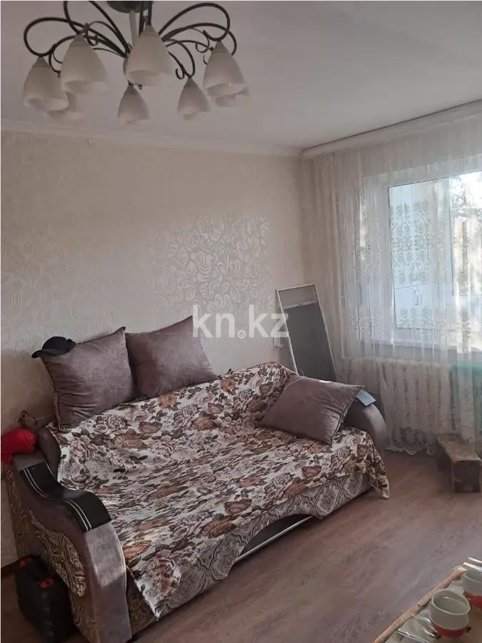 Продажа 3-комнатной квартиры, 47 м², мкр-н 16, дом  7 - Продажа квартир в Караганде фото 1 из 4