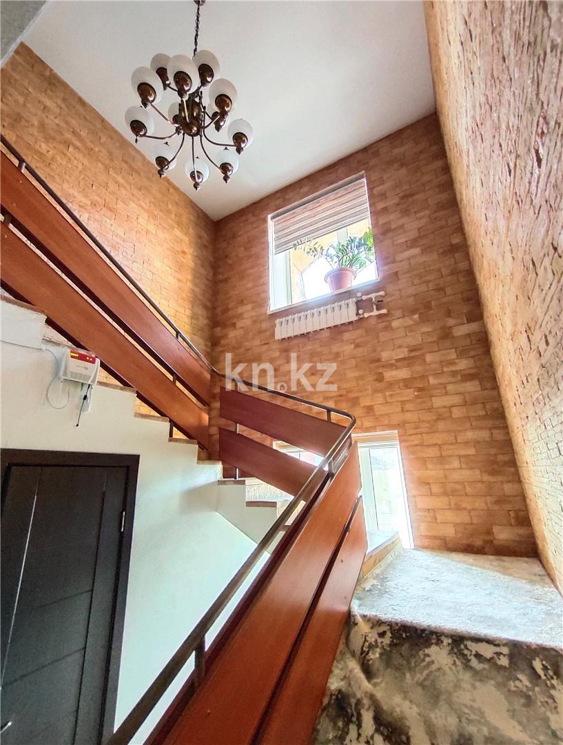 Продажа 3-комнатной квартиры, 148 м², мкр-н Голубые Пруды в Караганде - фото 17