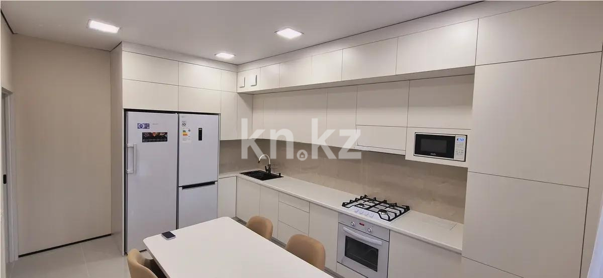 Продажа 3-комнатной квартиры, 94.2 м², ул. Халиуллина, дом  140/5 в Алматы - фото 3