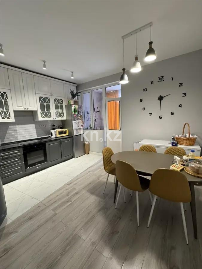Продажа 2-комнатной квартиры, 70 м², ул. Керей, Жанибек хандар, дом  28 в Астане - фото 3