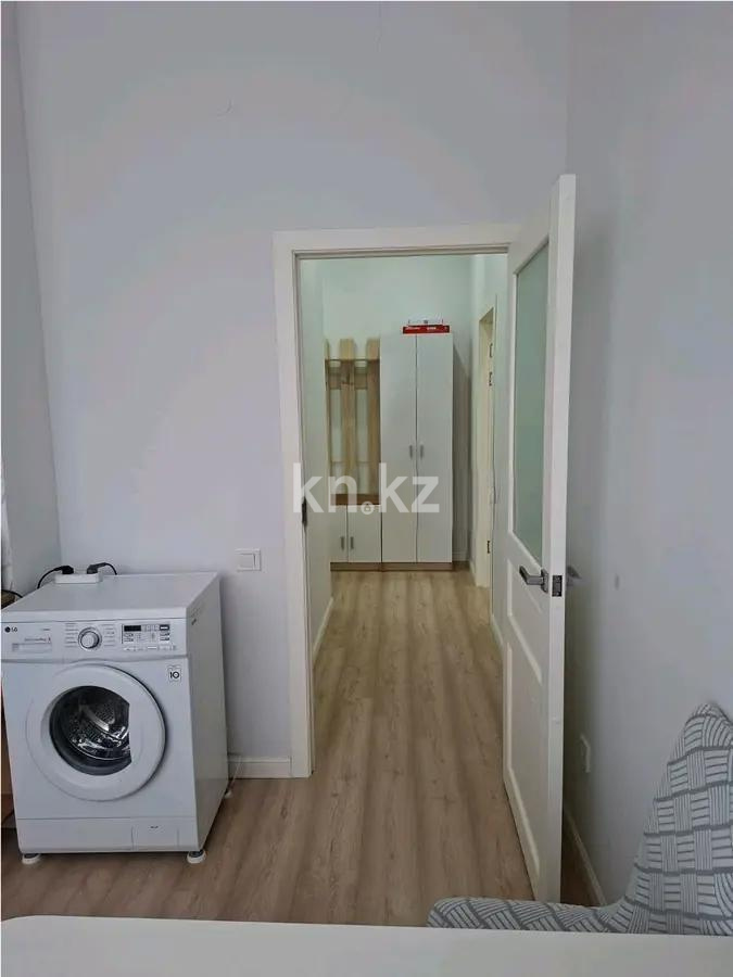 Продажа 1-комнатной квартиры, 39.3 м², пр. Кабанбай батыра, дом  49а - Продажа квартир в Казахстане фото 2 из 6