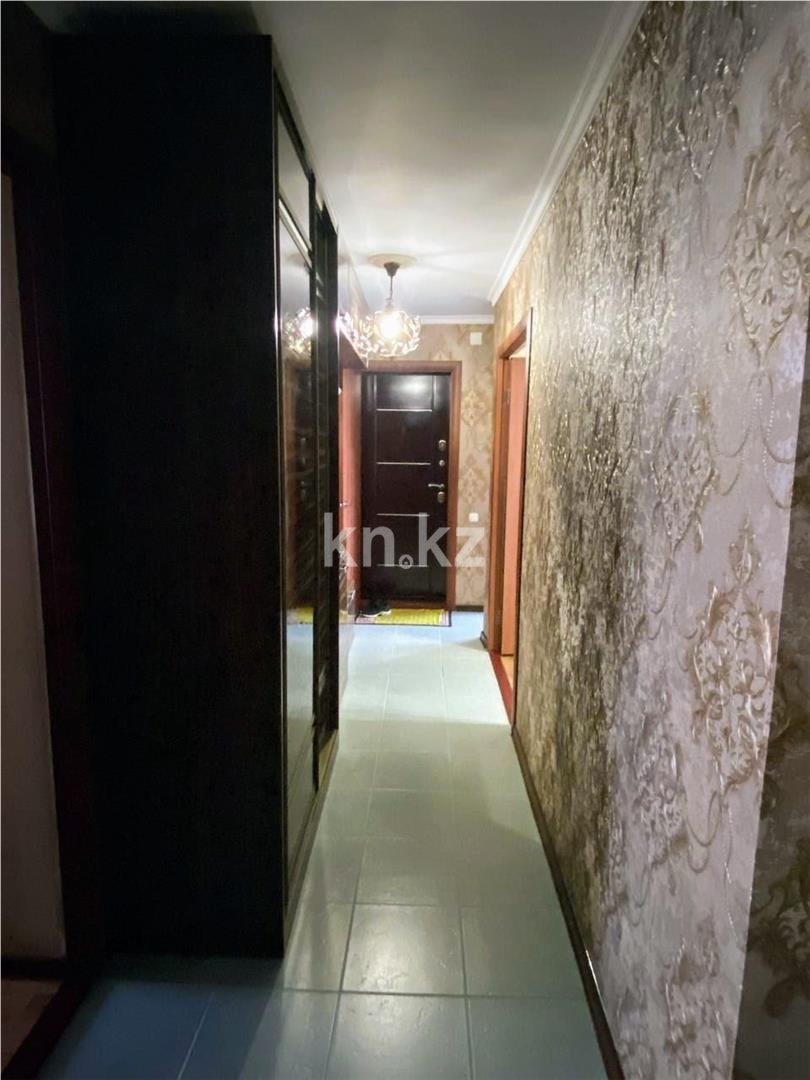 Продажа 4-комнатной квартиры, 75 м², мкр-н 19 - Продажа  четырехкомнатных квартир в Караганде фото 8 из 11