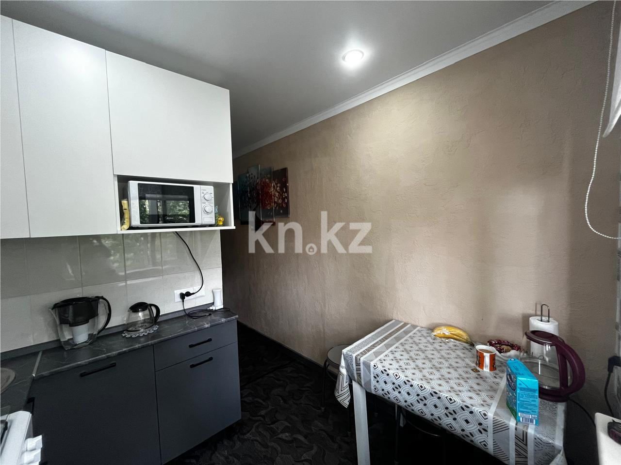 Продажа 1-комнатной квартиры, 30 м², мкр-н 17 в Караганде - фото 4