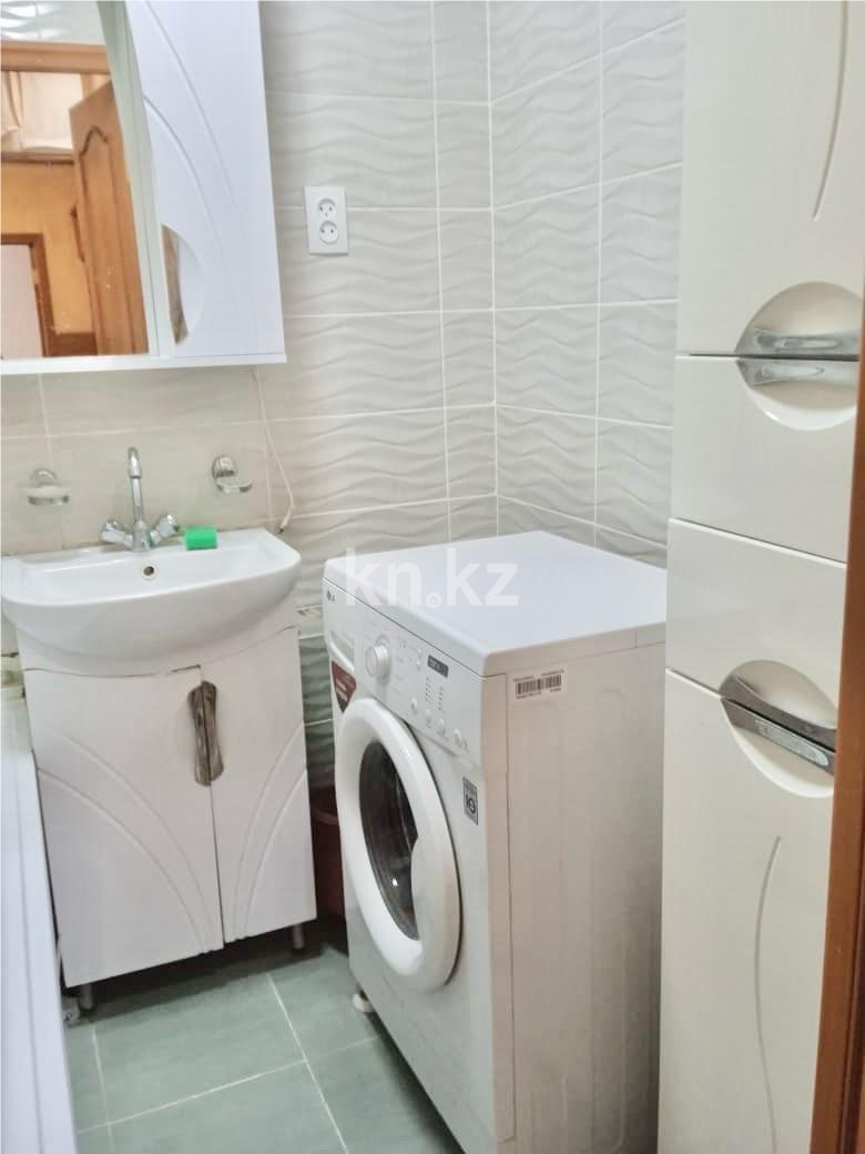 Продажа 2-комнатной квартиры, 53 м², мкр-н Степной-4, дом  11 - Продажа квартир в Караганде фото 17 из 19