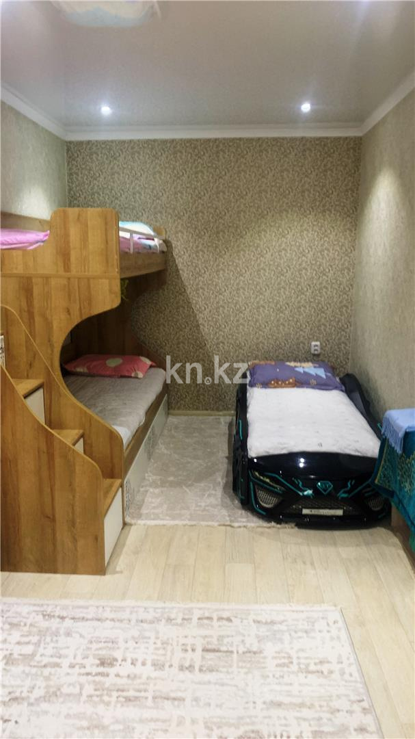 Продажа 3-комнатной квартиры, 57 м², ул. Комиссарова - Продажа квартир в Караганде фото 4 из 17